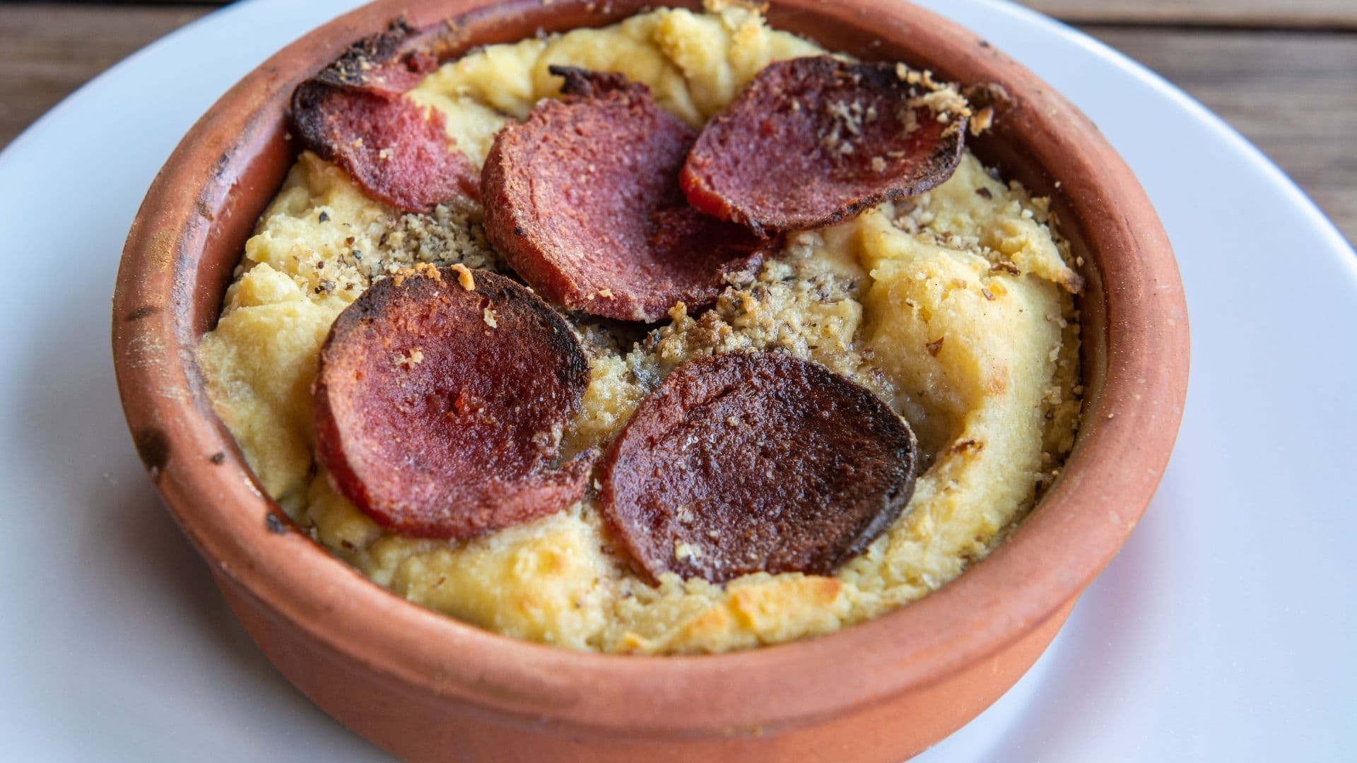 Sujuk